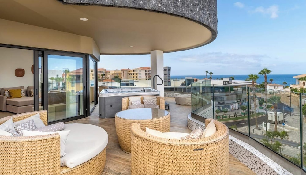 GF Victoria — Hotel rooms in Costa Adeje, Canary Islands