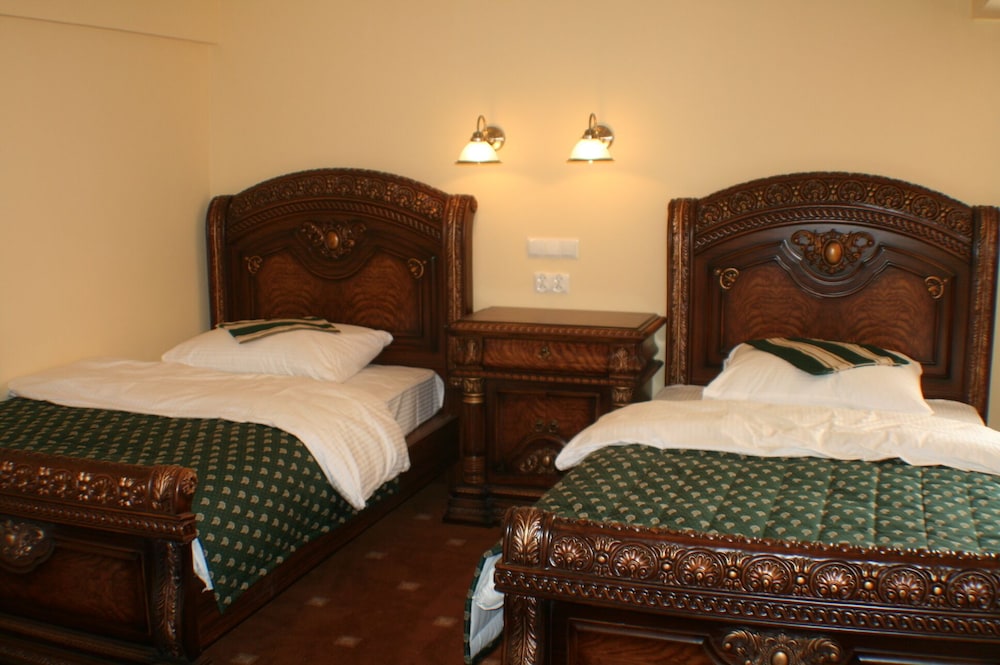 Hotel Daisy Superior — Hotel rooms in Krakow, Lesser Poland