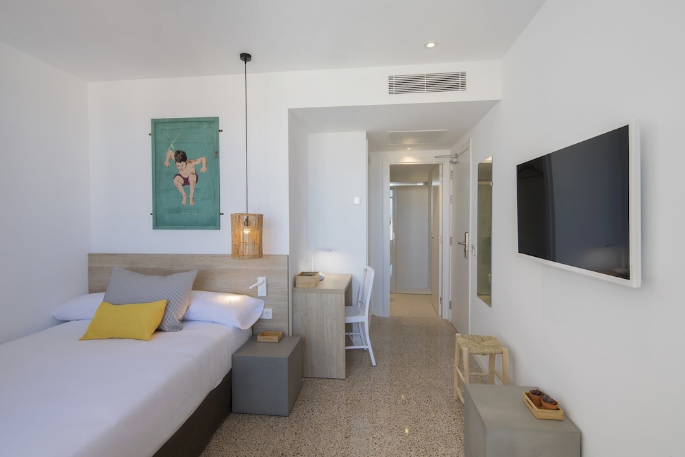 Hotel whala!fun — Hotel rooms in Playa de Palma, Balearic Islands