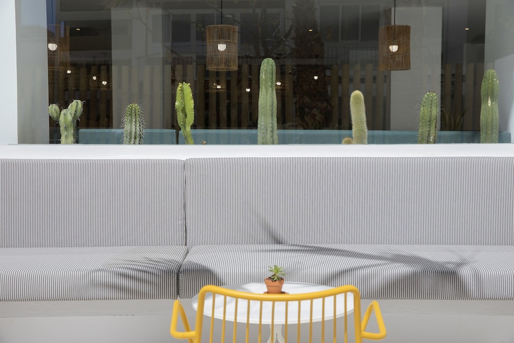 Hotel whala!fun — Restaurant & bars in Playa de Palma, Balearic Islands