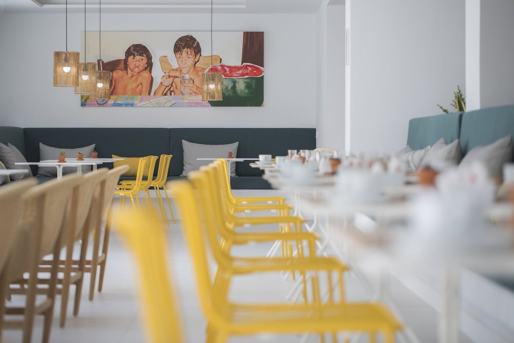 Hotel whala!fun — Restaurant & bars in Playa de Palma, Balearic Islands
