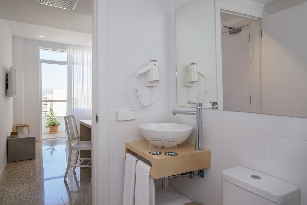 Hotel whala!fun — Hotel rooms in Playa de Palma, Balearic Islands