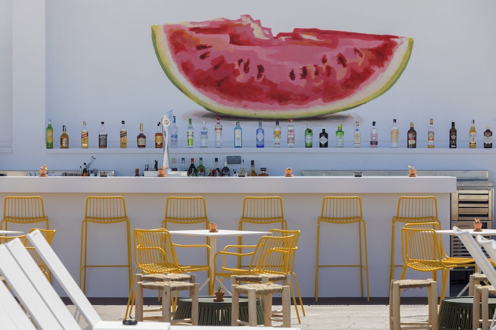 Hotel whala!fun — Restaurant & bars in Playa de Palma, Balearic Islands