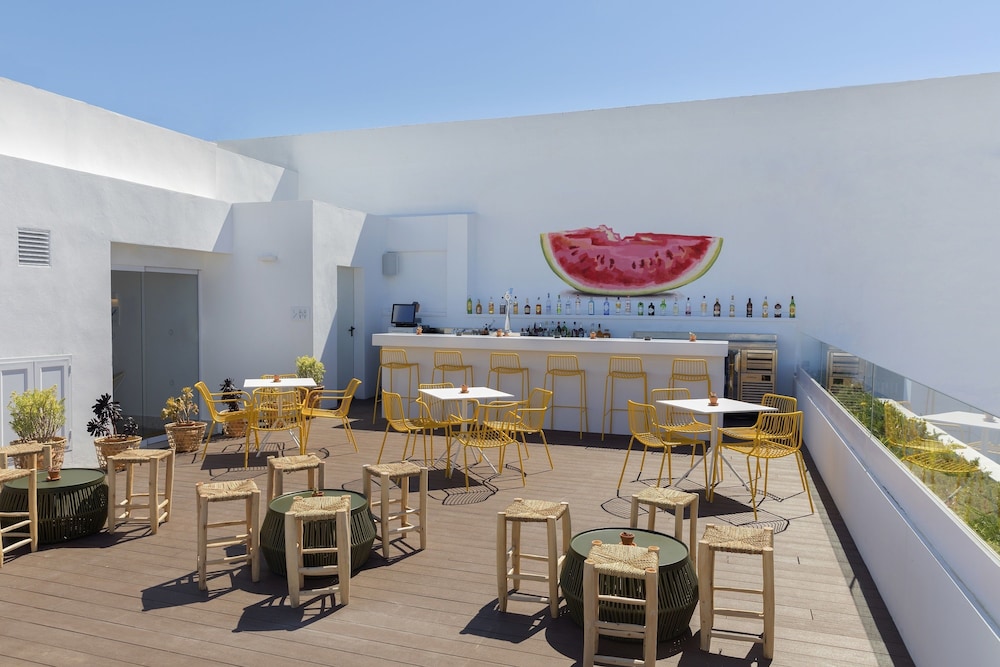 Hotel whala!fun — Restaurant & bars in Playa de Palma, Balearic Islands