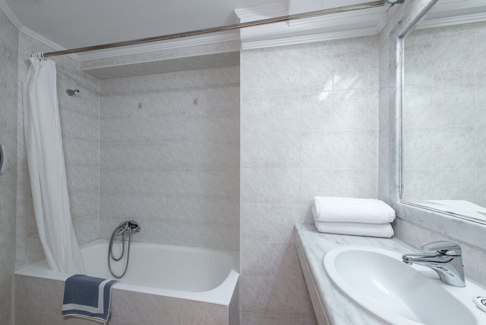 Sirene Beach Hotel - All Inclusive — Hotel rooms in Rhodes Town, South Aegean