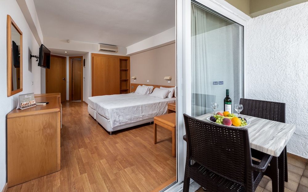 Sirene Beach Hotel - All Inclusive — Hotel rooms in Rhodes Town, South Aegean