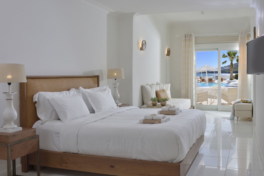 Nissaki Boutique Hotel — Hotel rooms in Plati Gialos, South Aegean
