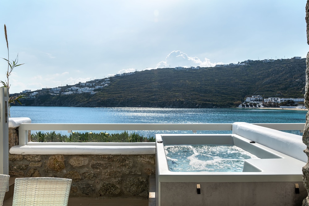 Nissaki Boutique Hotel — Spa in Plati Gialos, South Aegean