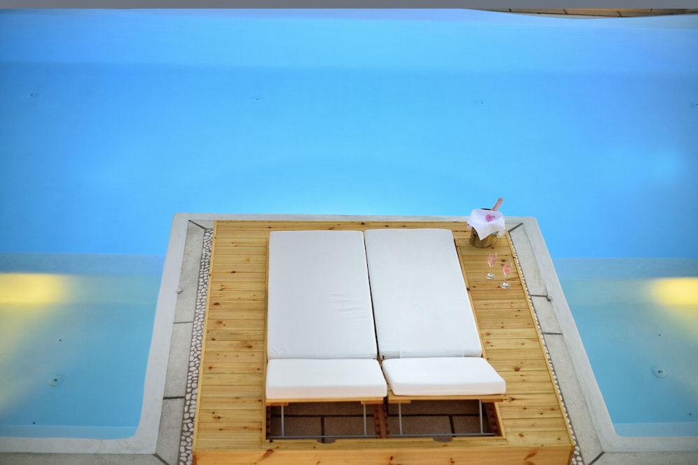 Nissaki Boutique Hotel — Hotel rooms in Plati Gialos, South Aegean