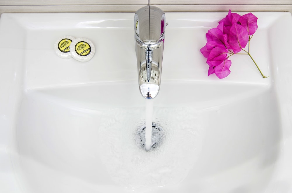 Paradise Resort — Hotel rooms in Akrotiri, South Aegean
