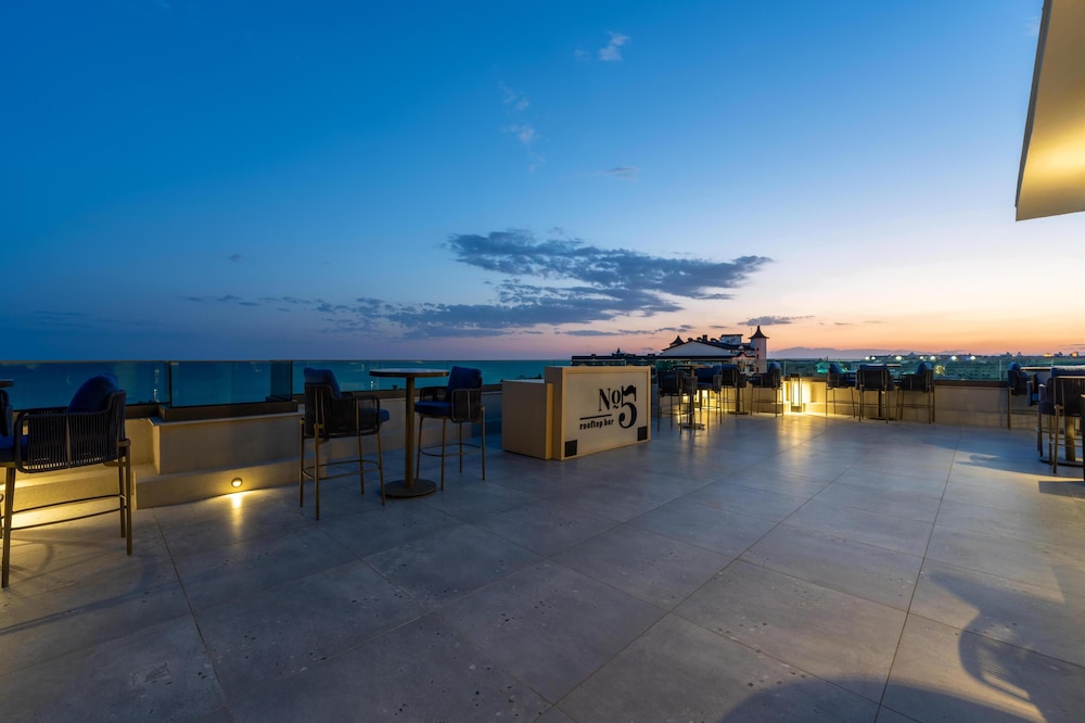 Sural Saray Hotel - All inclusive — Restaurant & bars in Side