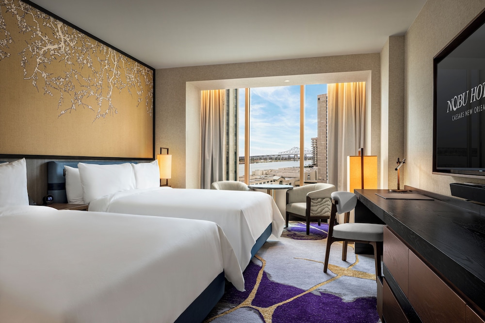 Harrah's New Orleans Hotel & Casino - A Caesars Rewards Destination — Hotel rooms in New Orleans, Louisiana