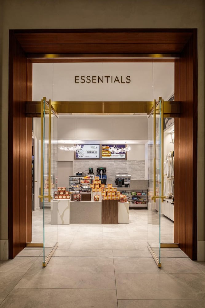 Harrah's New Orleans Hotel & Casino - A Caesars Rewards Destination — Restaurant & bars in New Orleans, Louisiana