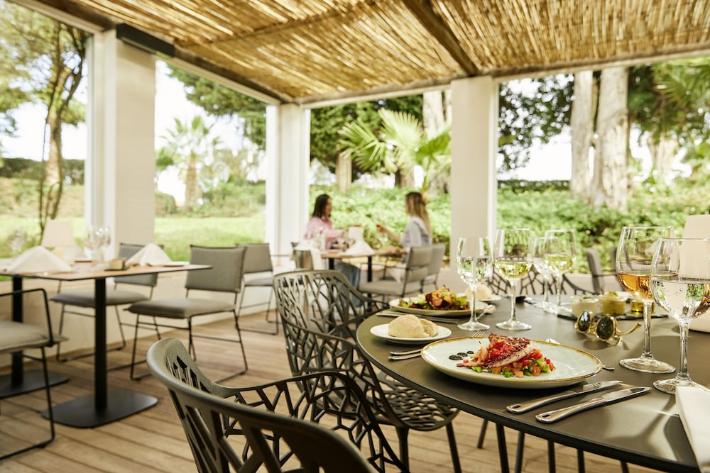 ROBINSON QUINTA DA RIA - All Inclusive — Restaurant & bars in Conceição, Faro