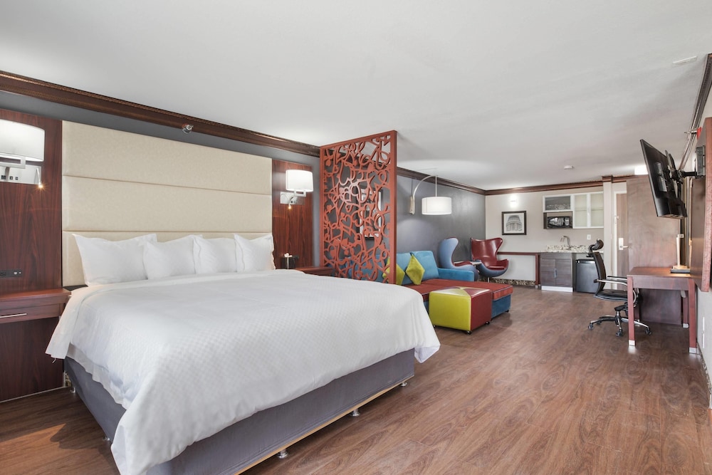 The Leo Collection Detroit, an Ascend Collection Hotel — Hotel rooms in Lincoln Park, Michigan
