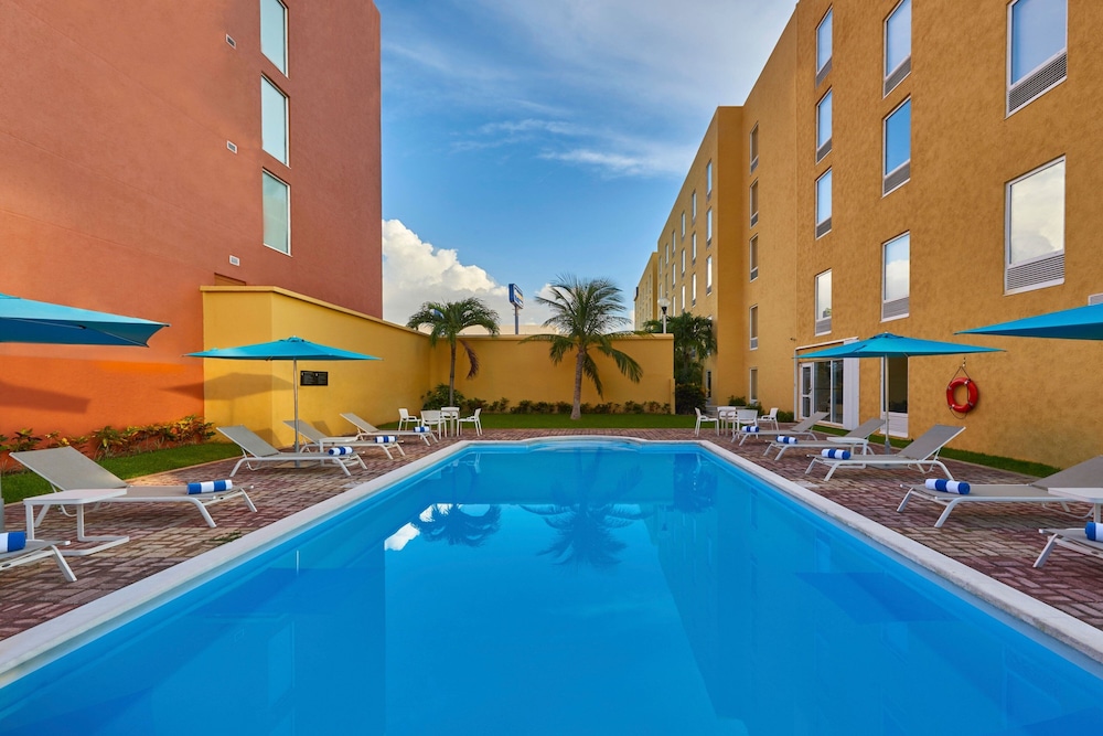 City Express Junior by Marriott Cancun — Facilities in Cancun, Quintana Roo