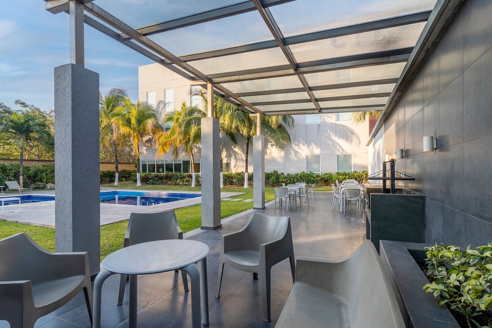 City Express by Marriott Playa Del Carmen — Restaurant in Playa del Carmen, Quintana Roo