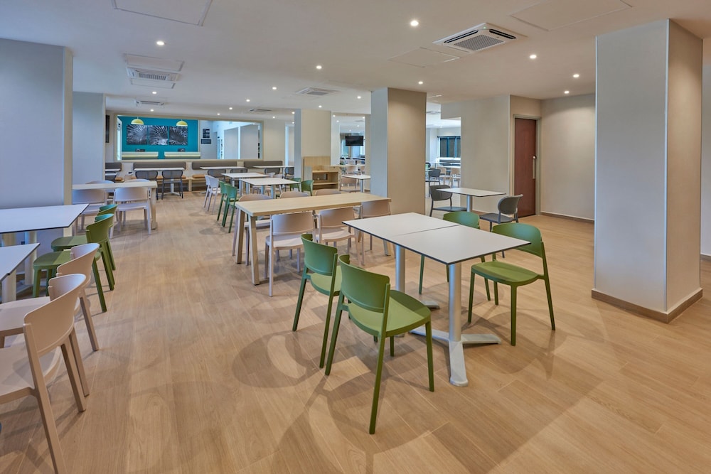 City Express by Marriott Playa Del Carmen — Restaurant in Playa del Carmen, Quintana Roo