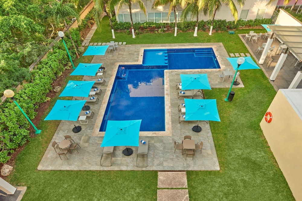 City Express by Marriott Playa Del Carmen — Pool in Playa del Carmen, Quintana Roo