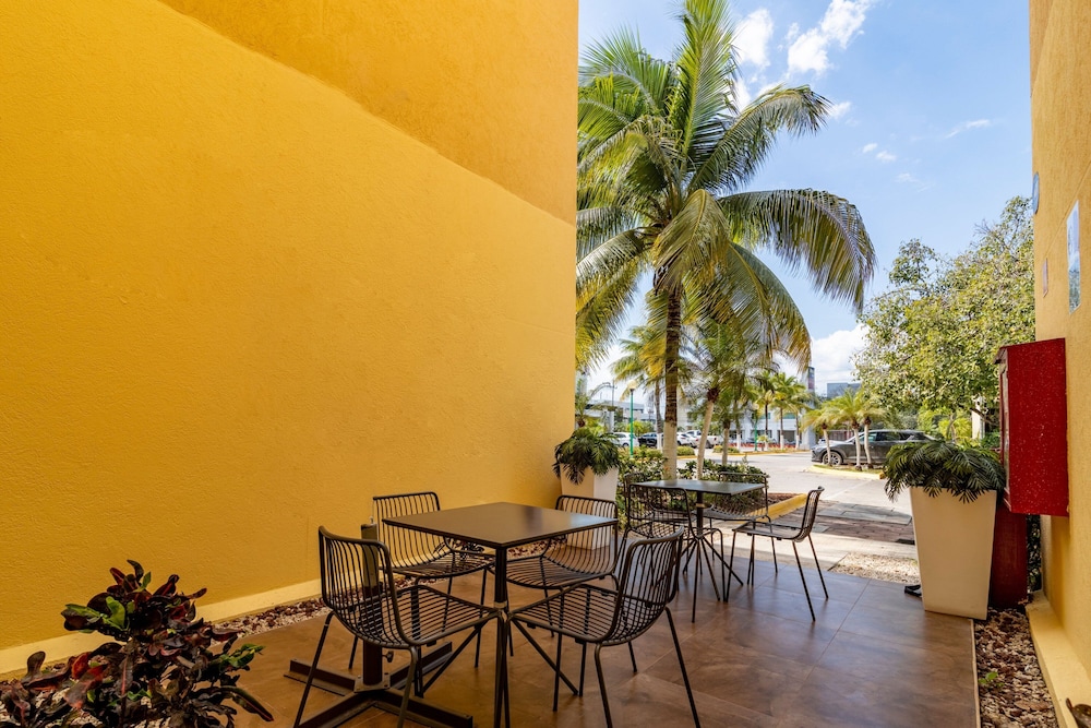 City Express by Marriott Playa Del Carmen — Outdoor in Playa del Carmen, Quintana Roo