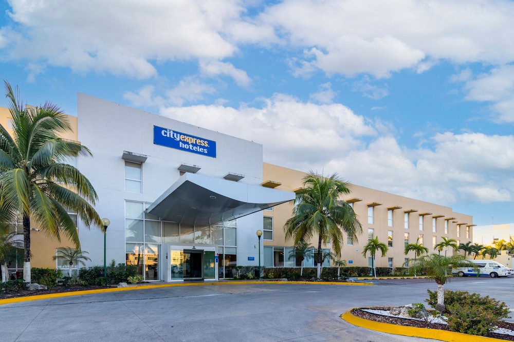 City Express by Marriott Playa Del Carmen — Outdoor in Playa del Carmen, Quintana Roo