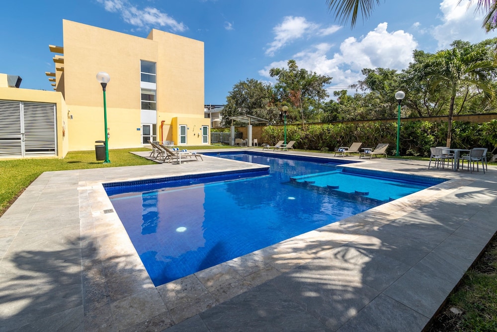 City Express by Marriott Playa Del Carmen — Pool in Playa del Carmen, Quintana Roo