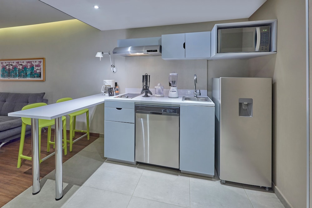 City Express by Marriott Playa Del Carmen — Rooms in Playa del Carmen, Quintana Roo
