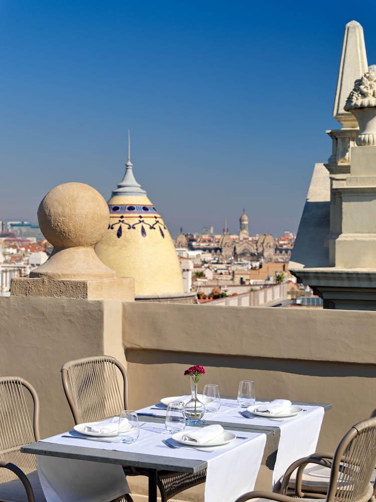 H10 Madison — Restaurant & bars in Barcelona, Catalonia