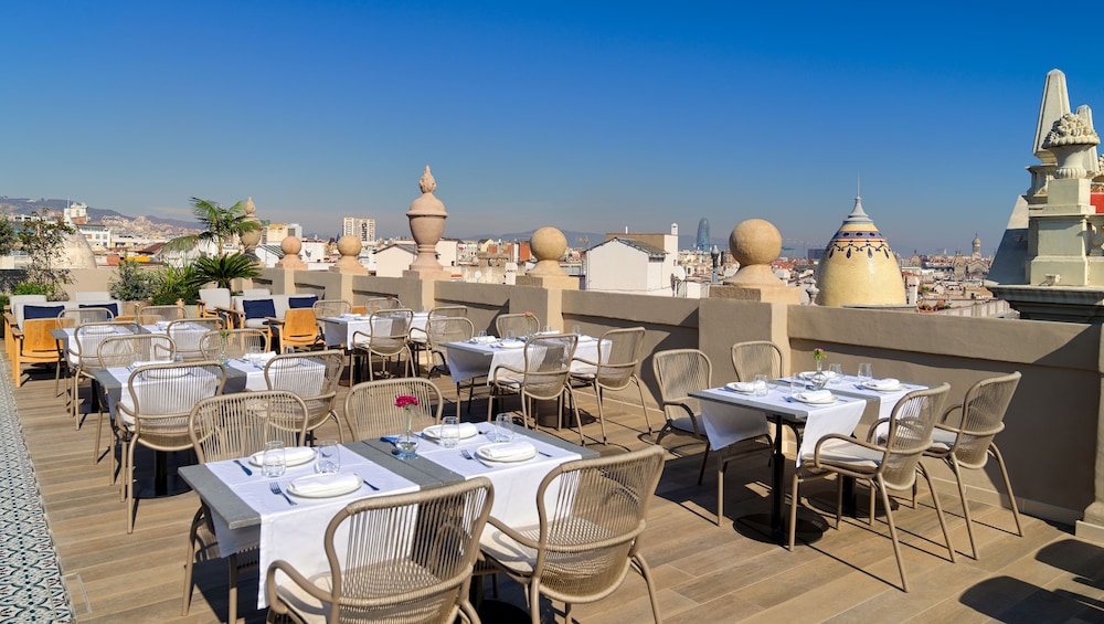 H10 Madison — Restaurant & bars in Barcelona, Catalonia