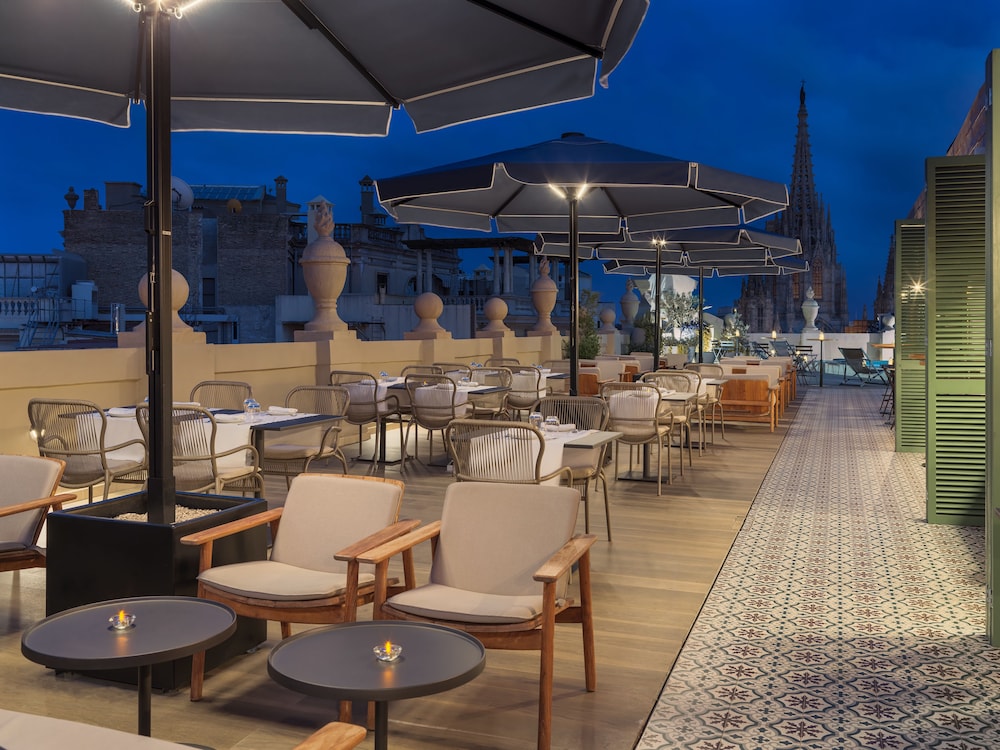 H10 Madison — Restaurant & bars in Barcelona, Catalonia