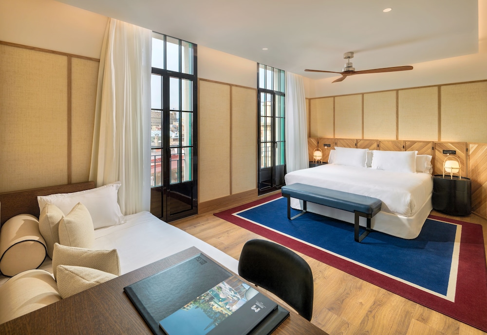 H10 Madison — Hotel rooms in Barcelona, Catalonia
