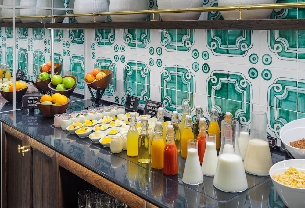 H10 Madison — Restaurant & bars in Barcelona, Catalonia