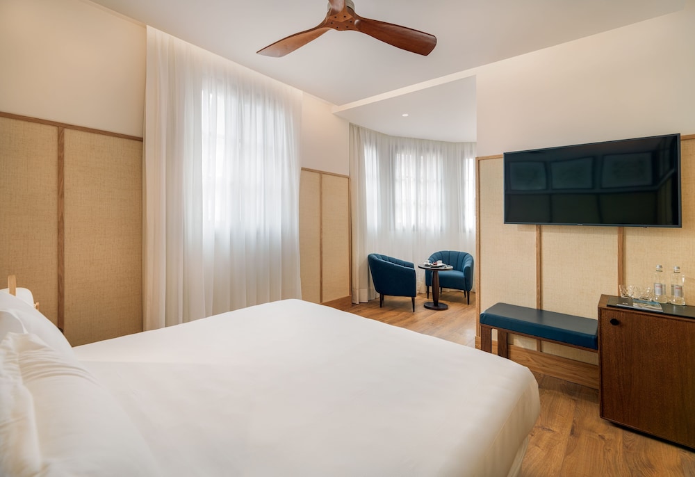 H10 Madison — Hotel rooms in Barcelona, Catalonia