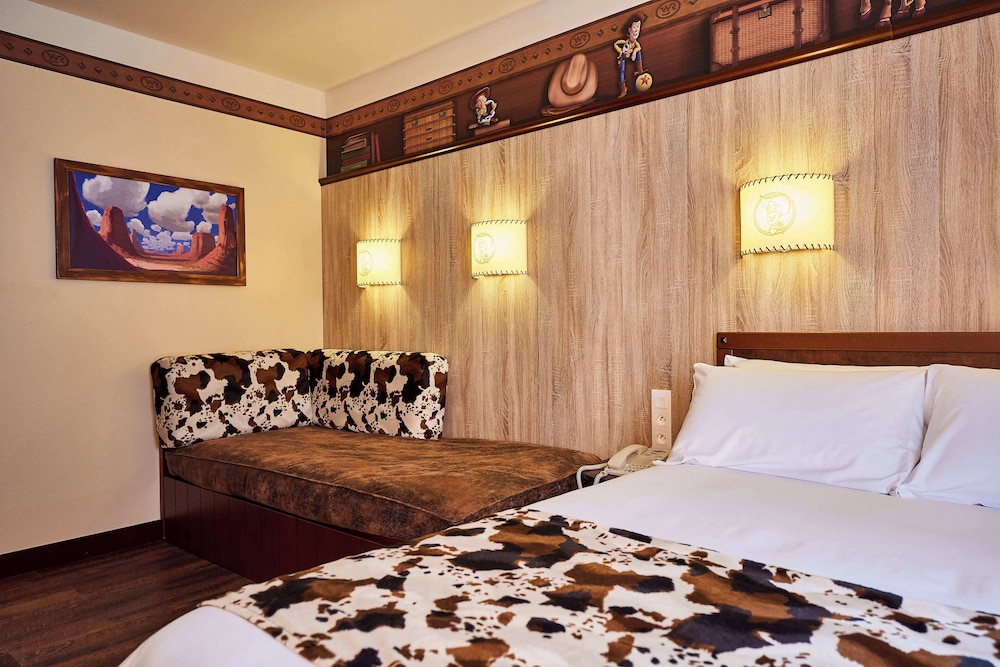 Disney Hotel Cheyenne — Hotel rooms in Disneyland Paris, Ile-de-France
