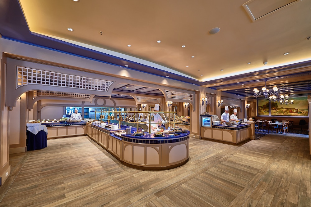 Disney Newport Bay Club — Restaurant & bars in Disneyland Paris, Ile-de-France