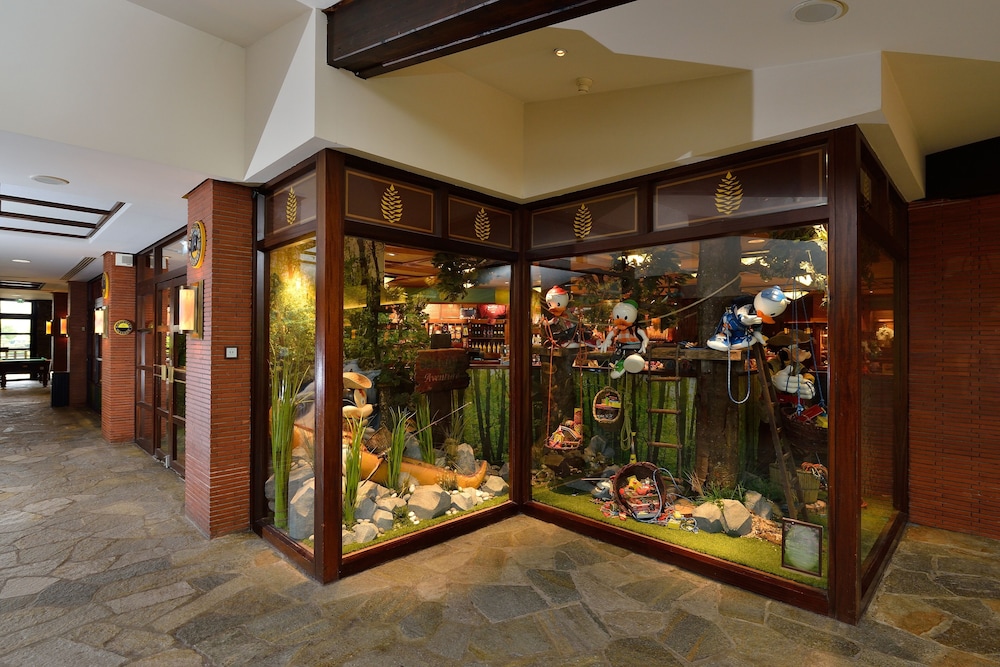 Disney Sequoia Lodge — Attractions for children in Disneyland Paris, Ile-de-France