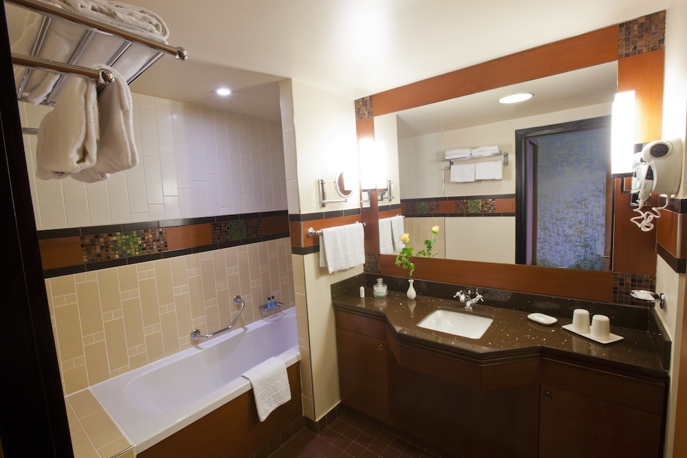 Disney Sequoia Lodge — Hotel rooms in Disneyland Paris, Ile-de-France