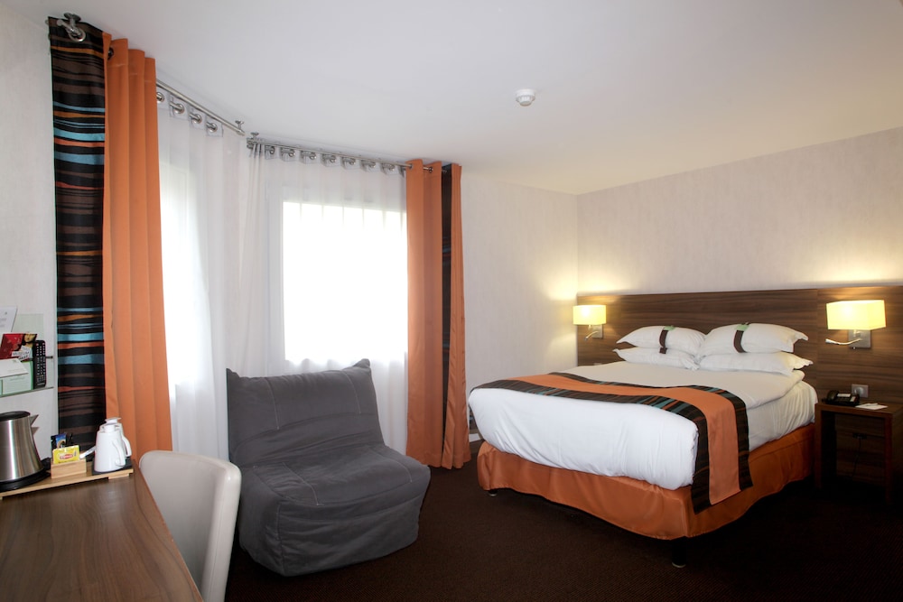 Holiday Inn Paris - Montmartre by IHG — Hotel rooms in Paris, Ile-de-France