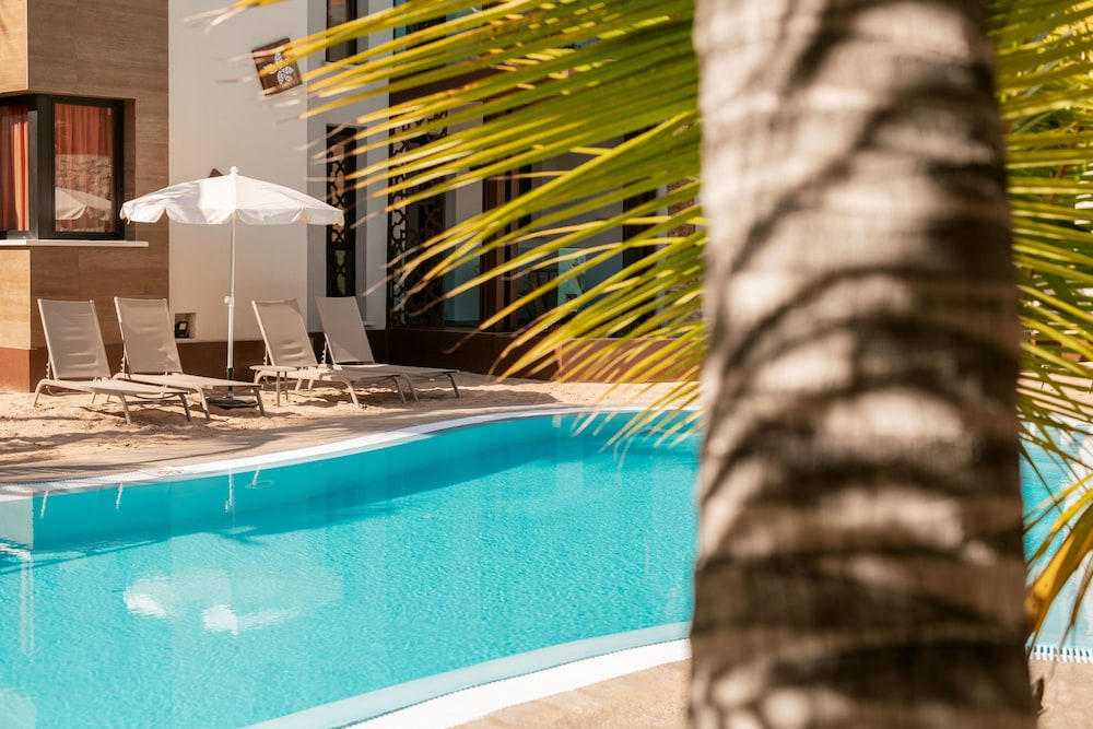 Alhambra Boutique — Swimming pool in Playa del Ingles, Canary Islands