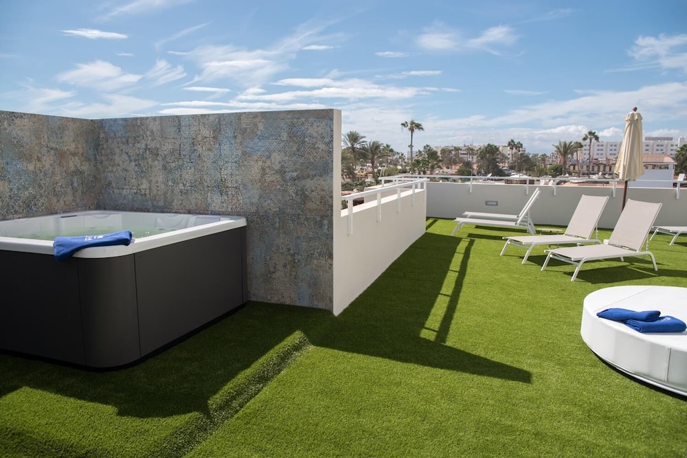 Alhambra Boutique — Spa in Playa del Ingles, Canary Islands