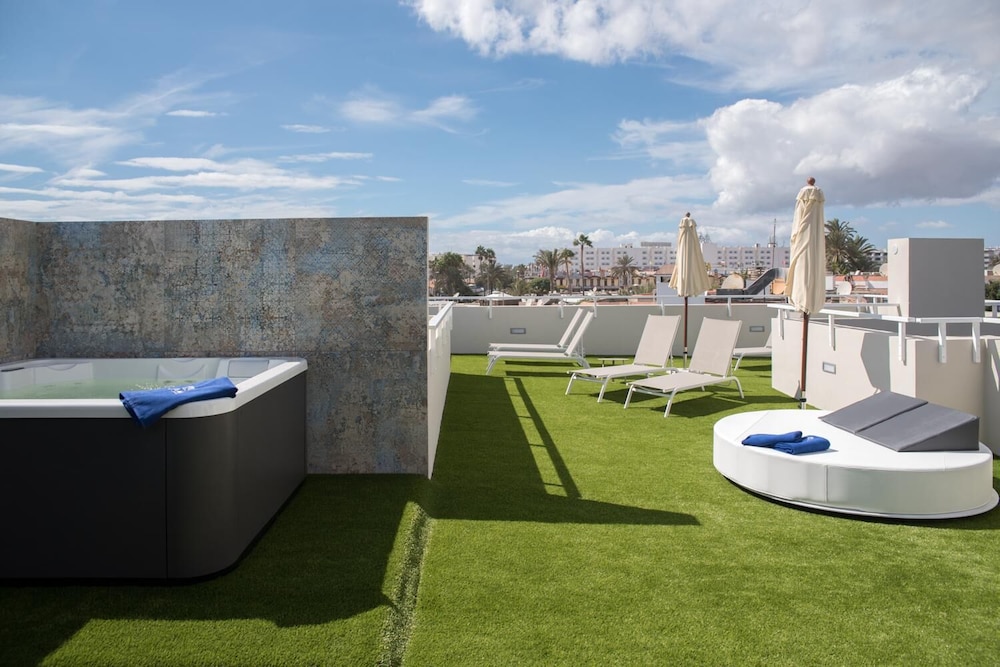 Alhambra Boutique — Spa in Playa del Ingles, Canary Islands