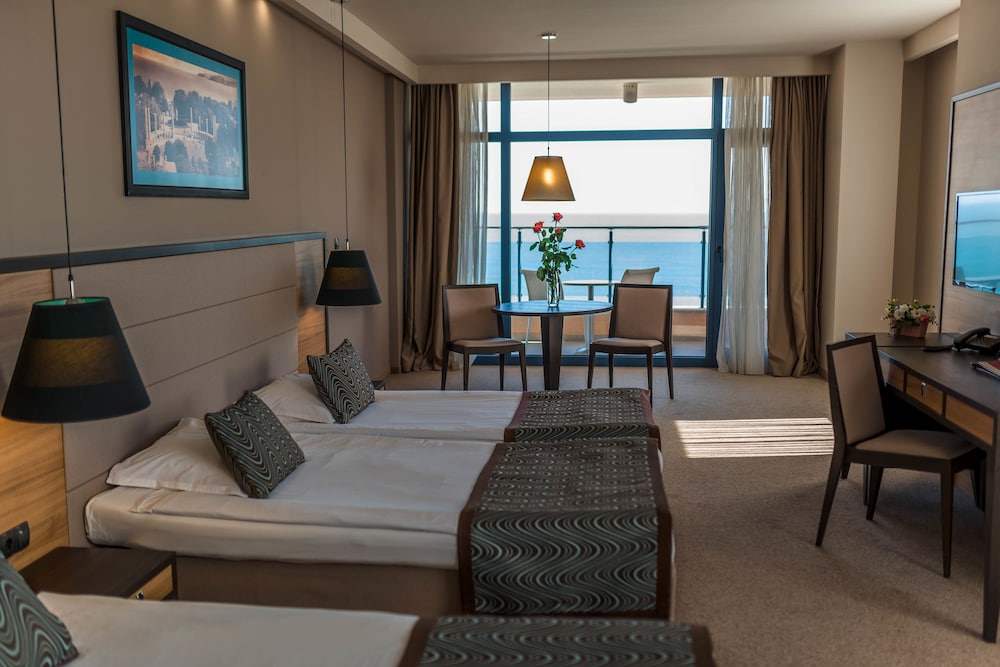 Astera Hotel & Spa — Hotel rooms in Golden Sands, Varna Region