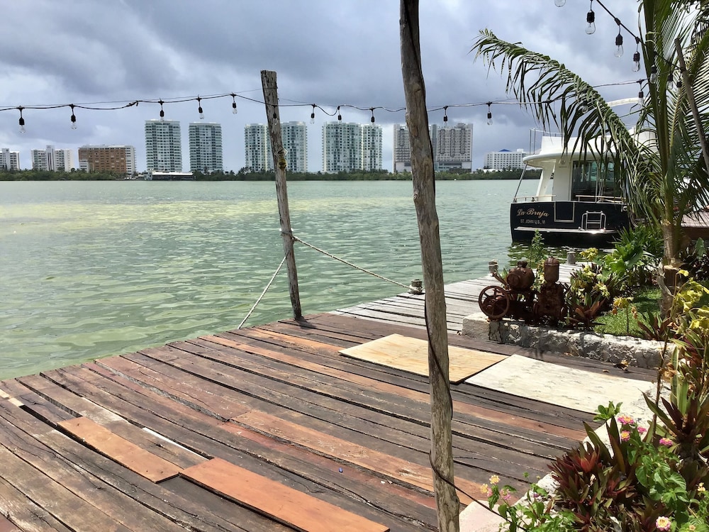 Hotel Imperial Laguna Faranda — Attractions in the area in Cancun, Quintana Roo