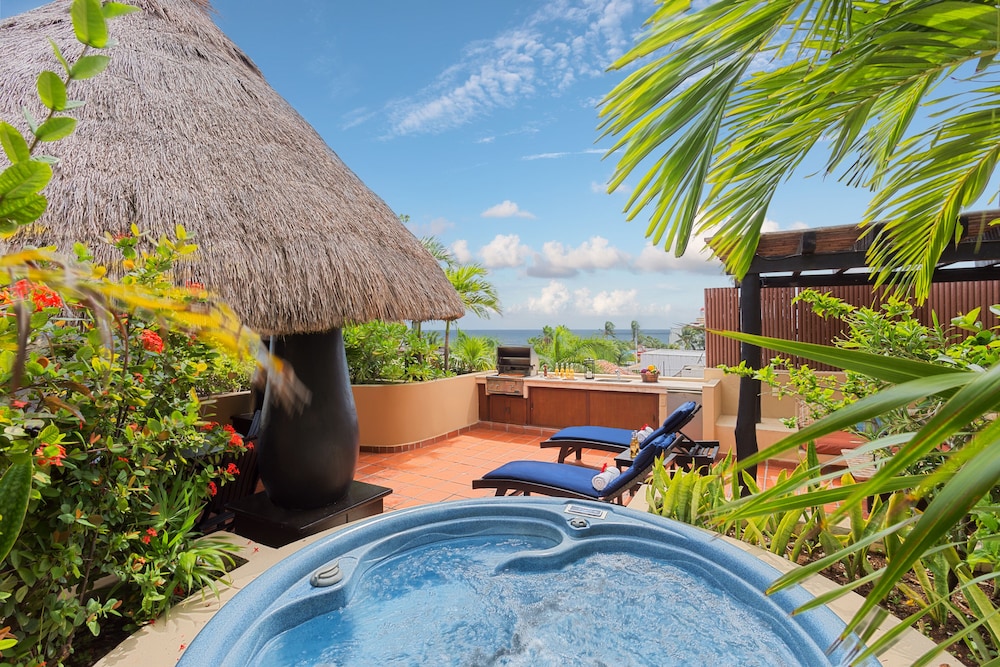 El Taj Oceanfront & Beachside Condo Hotel — Spa in Playa del Carmen, Quintana Roo