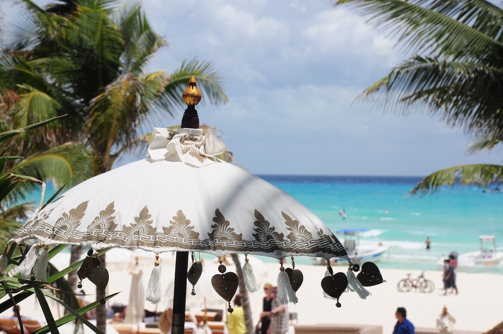 El Taj Oceanfront & Beachside Condo Hotel — Beach in Playa del Carmen, Quintana Roo