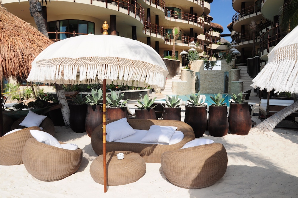 El Taj Oceanfront & Beachside Condo Hotel — Beach in Playa del Carmen, Quintana Roo