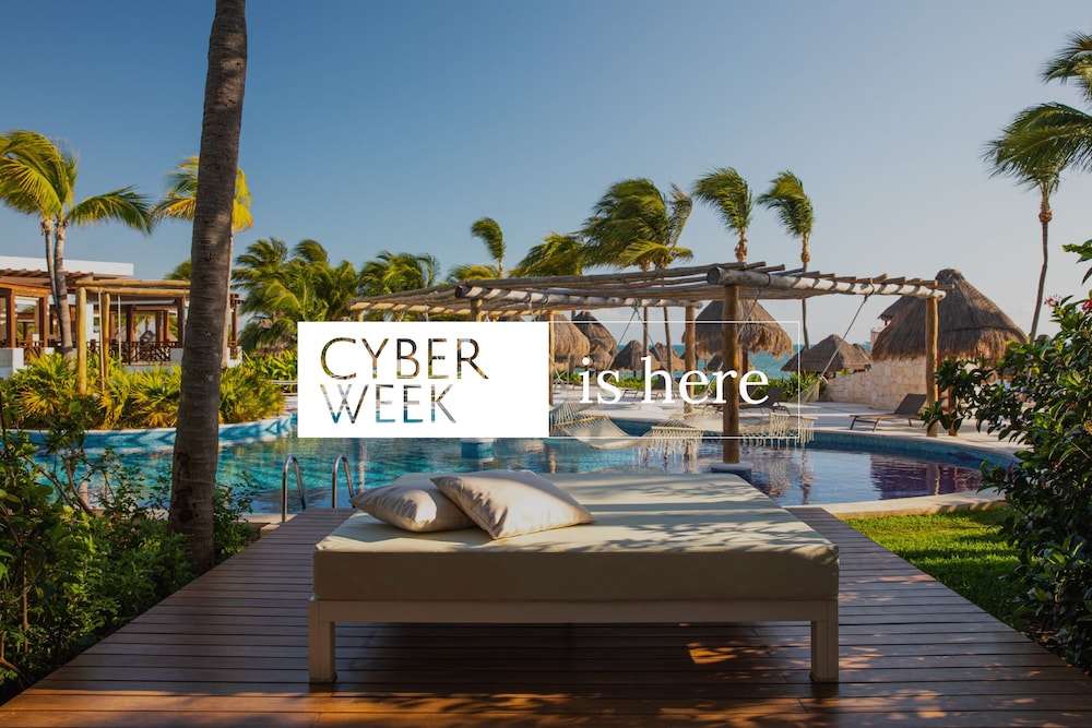 Excellence Playa Mujeres - Adults Only All Inclusive — Swimming pool in Playa Mujeres, Quintana Roo