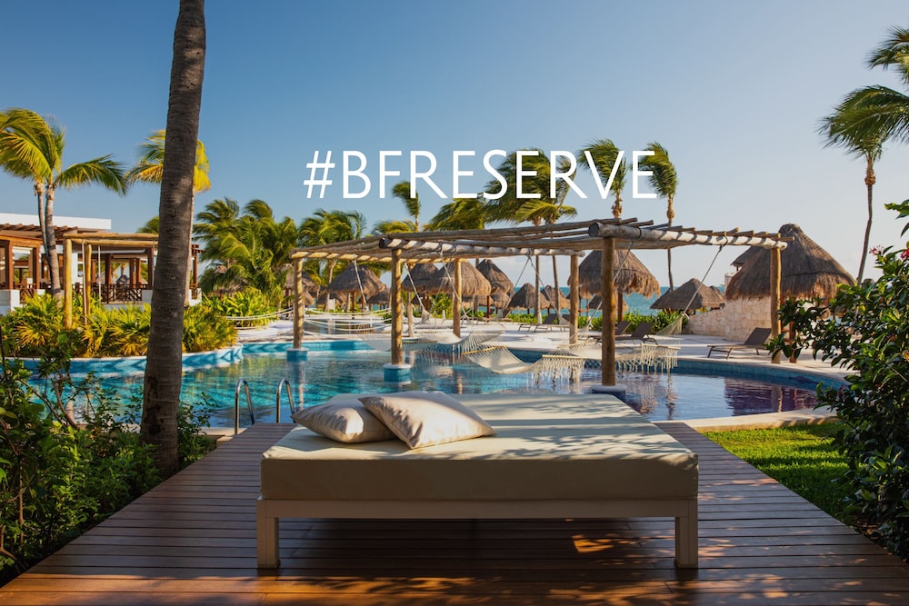 Excellence Playa Mujeres - Adults Only All Inclusive — Swimming pool in Playa Mujeres, Quintana Roo