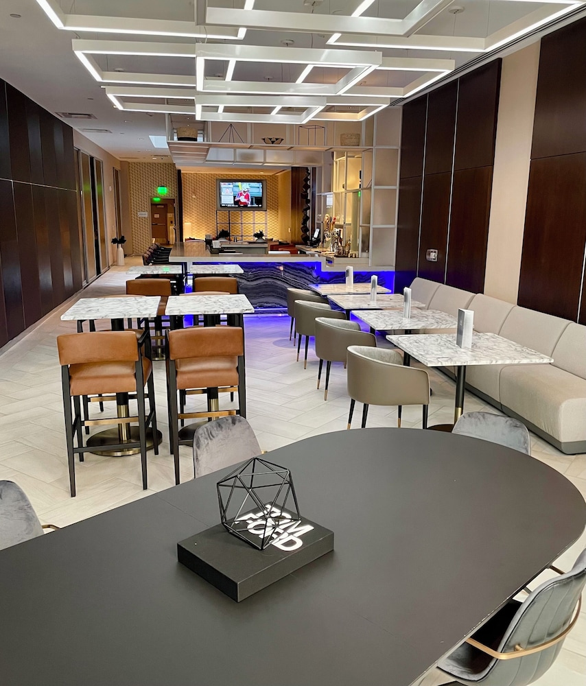 AC Hotel by Marriott New Orleans French Quarter — Restaurant & bars in New Orleans, Louisiana