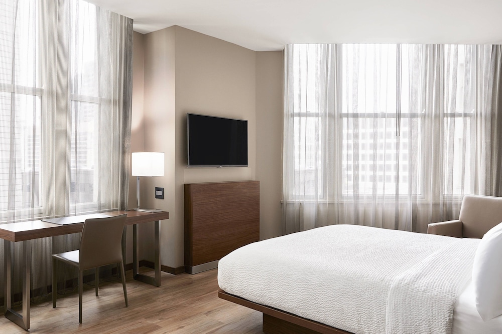 AC Hotel by Marriott New Orleans French Quarter — Hotel rooms in New Orleans, Louisiana